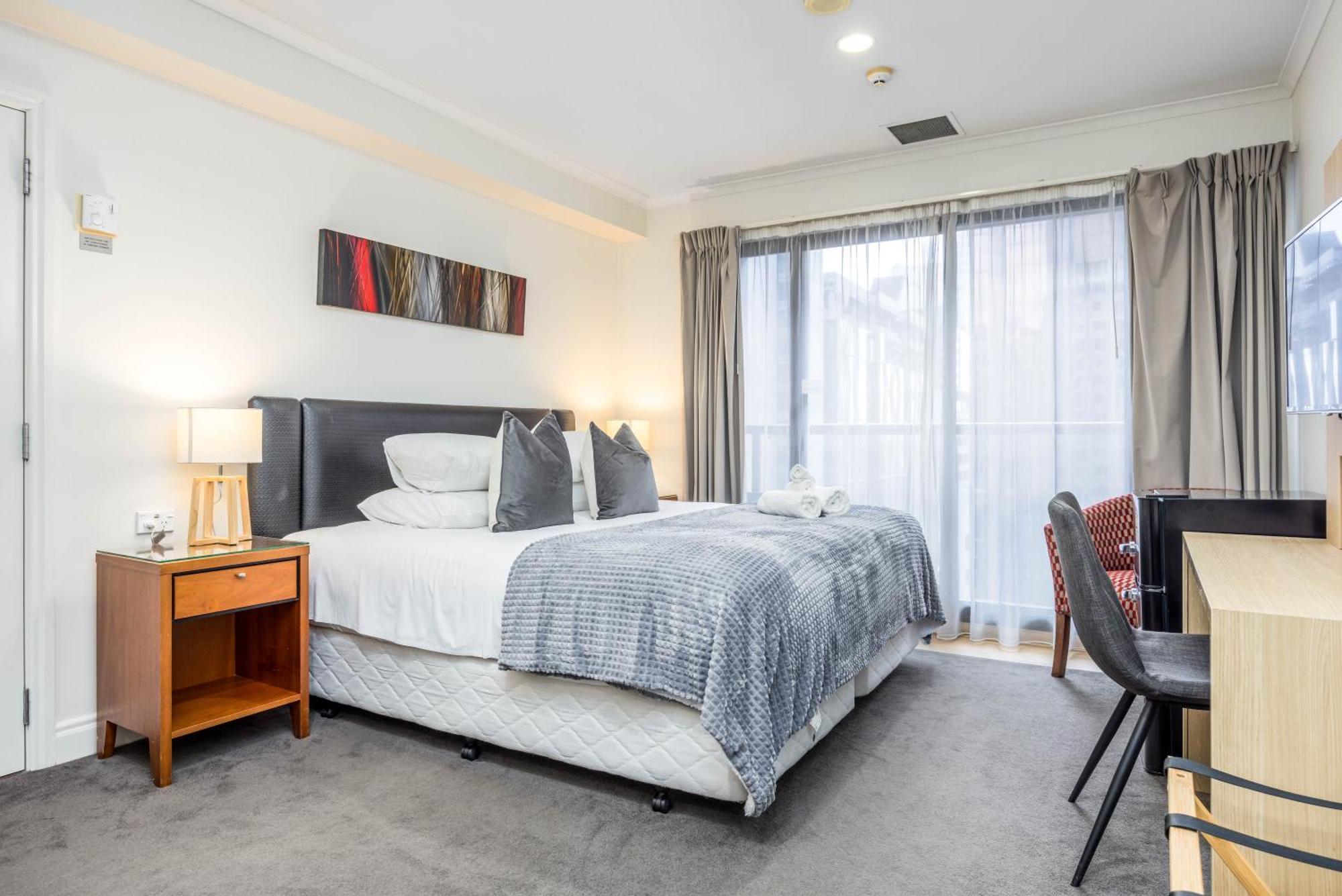 Highrise W/ Ac, Pool & Gym In Cbd * Auckland